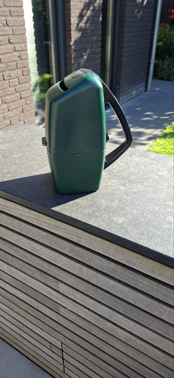 Collectebussen traditioneel groen, Ophalen