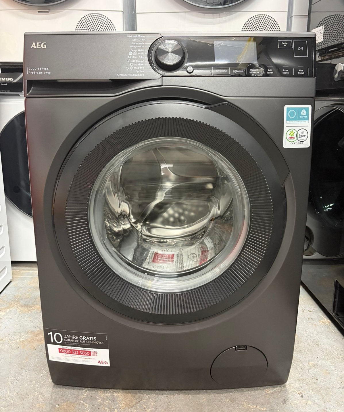 Nieuwe AEG wasmachine 9KG ProSteam LR7FS75490, 1200 tot 1600 toeren, 8 tot 10 kg, Ophalen of Verzenden, Zo goed als nieuw