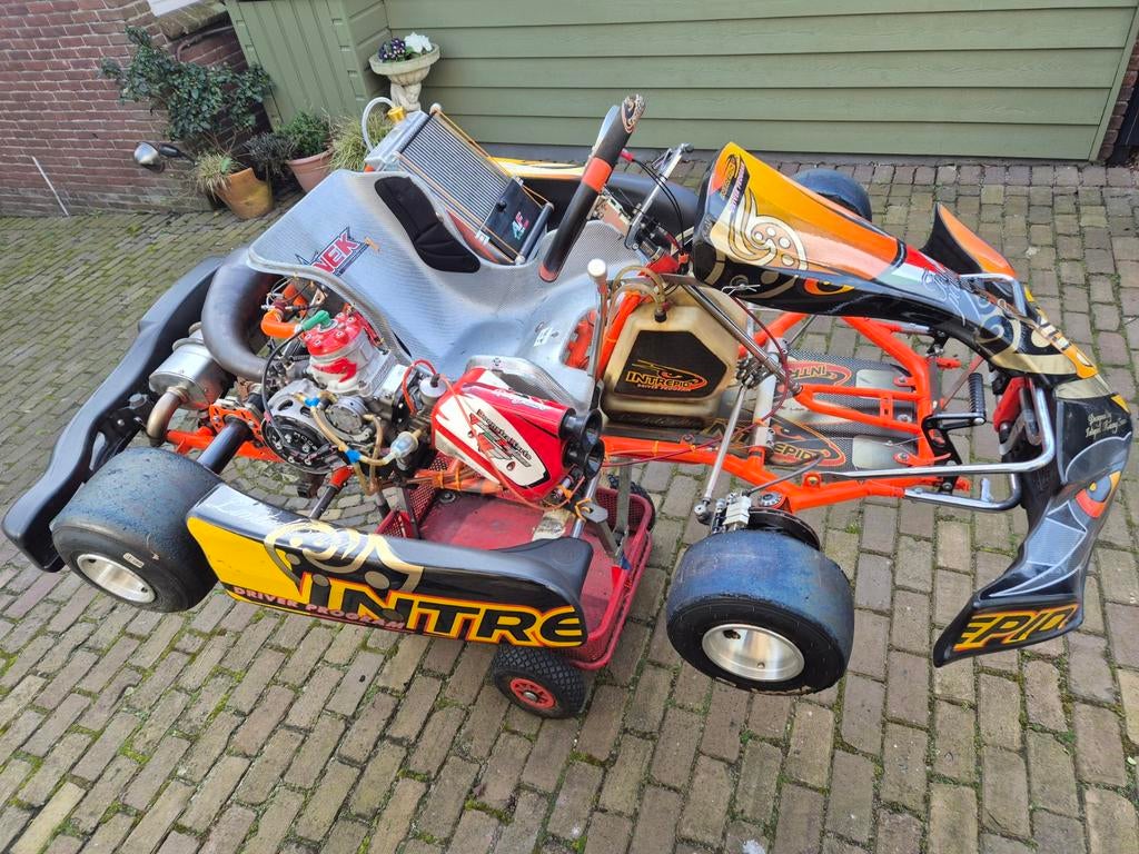 Intrepid schakel kart met modena kk1 6bak, Sport en Fitness, Karting, Ophalen, Gebruikt, Kart