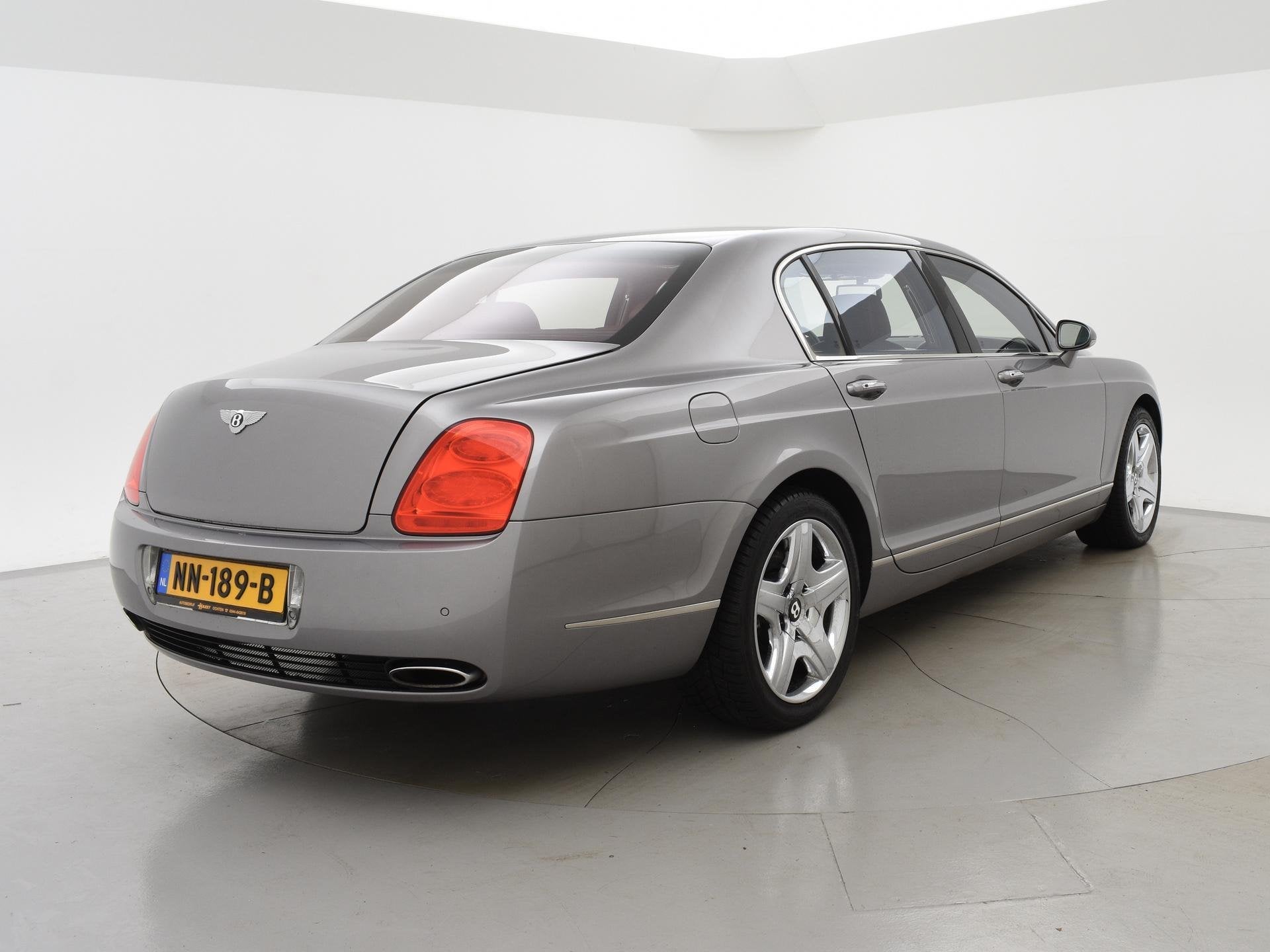 Bentley Continental Flying Spur 6.0 W12 560 PK + SCHUIFDAK /, Auto's, Automaat, Gebruikt, 12 cilinders, Leder