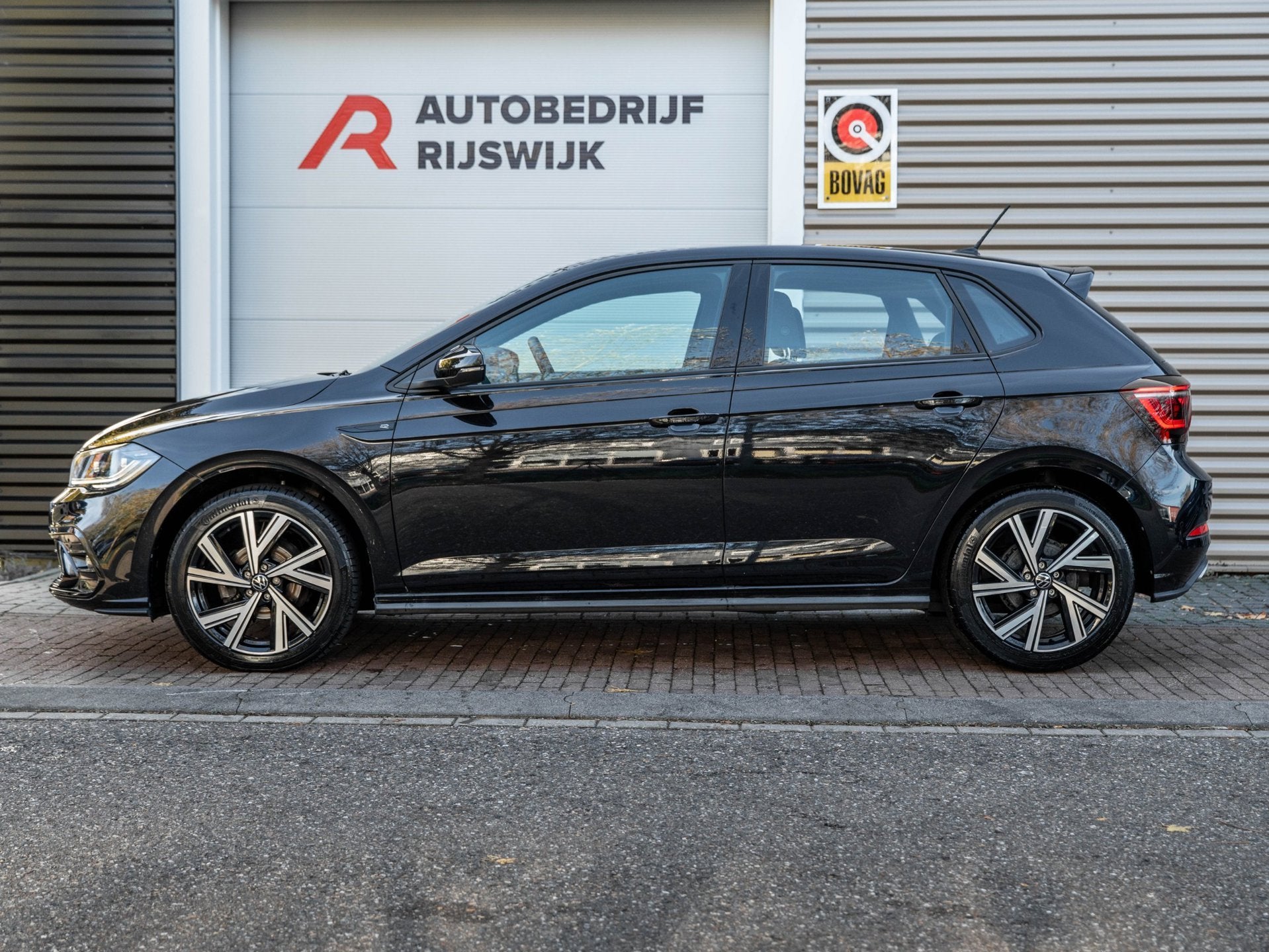 Volkswagen Polo 1.0 TSI 3xR-Line Matrix/Camera/AppleCarplay, Auto's, Gebruikt, 95 pk, 1096 kg, Alcantara