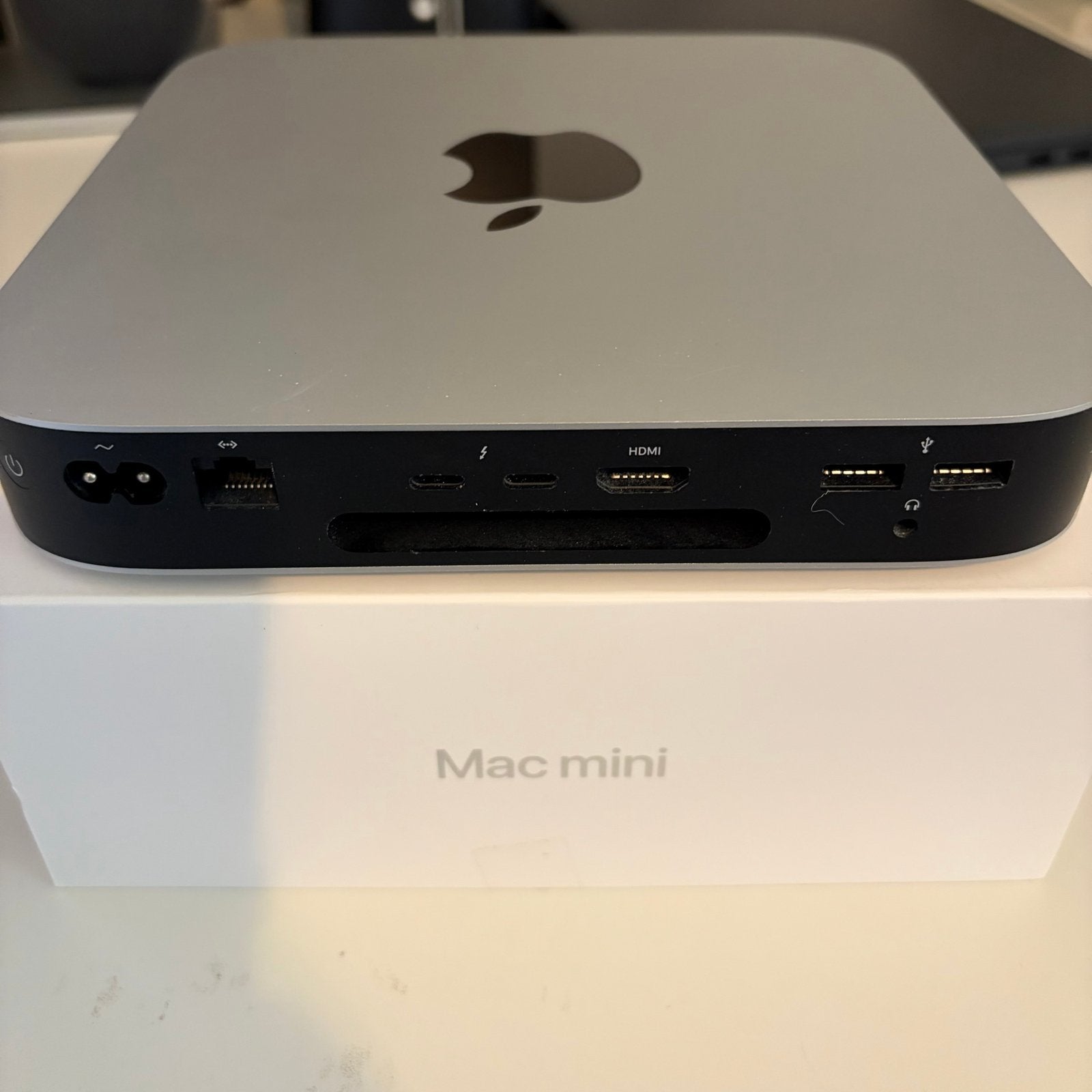 Apple Mac Mini M1 8C-CPU 8C-GPU 8GB 256GB, Ophalen of Verzenden, Zo goed als nieuw, Mac Mini, Onbekend