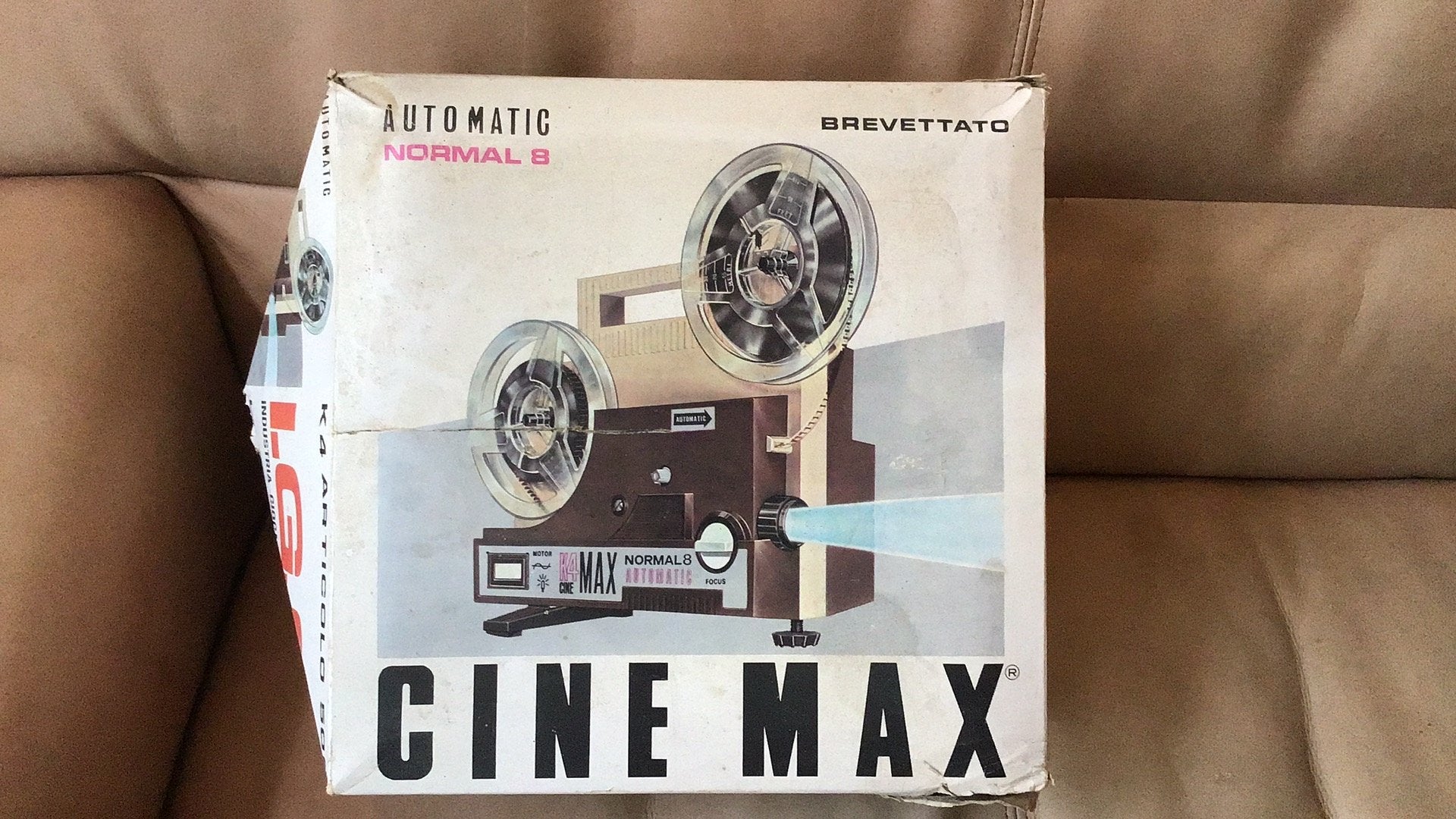 Filmprojector van vroeger, Verzamelen, Fotografica en Filmapparatuur, Ophalen of Verzenden, 1960 tot 1980, Projector