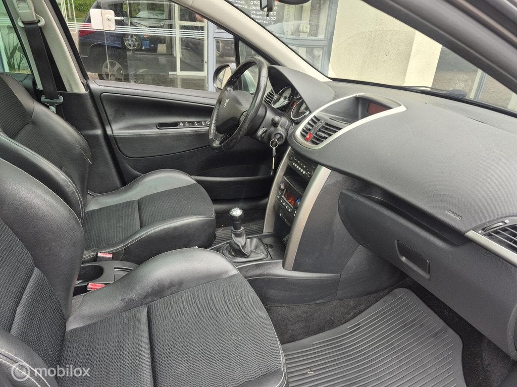 Peugeot 207 SW 1.6 VTi Outdoor '09|Clima|Cruise|Panodak!, 4 cilinders, Startonderbreker, Leder en Stof, 1110 kg
