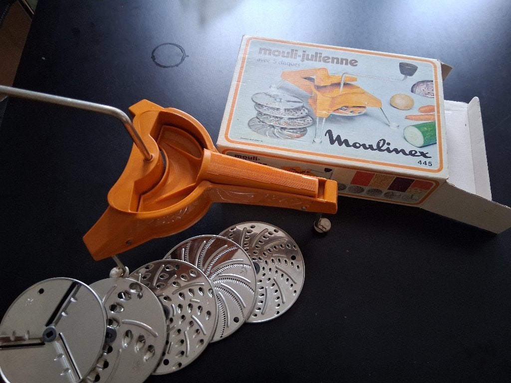 Vintage Moulinex Mouli-Julienne model 445 groentesnijder, Overige typen, Ophalen of Verzenden, Zo goed als nieuw, Overige merken