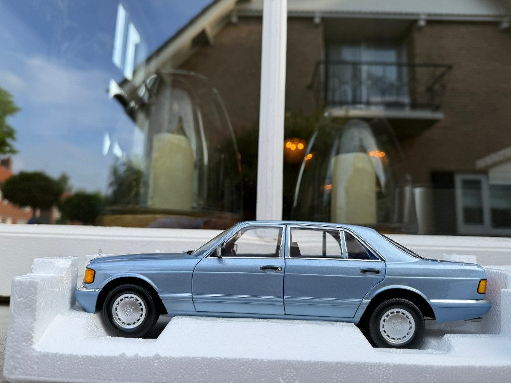 1:18 Mercedes W126 560 SEL Pearl Blue 1991 Norev 183464, Auto, Norev, 70-72 Av. de Bohlen, Vaulx-en-Velin, 69120, France, Norev