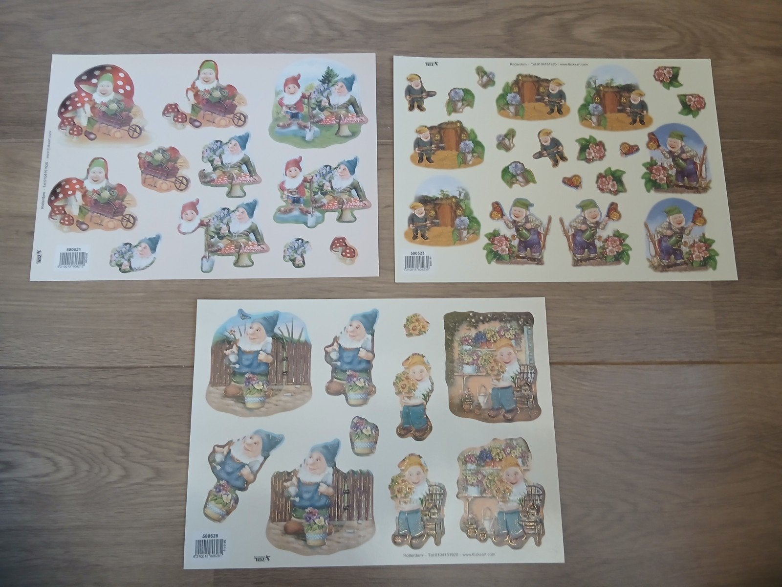 3 verschillende uitdrukvellen TBZ kabouters, Hobby en Vrije tijd, Ophalen of Verzenden, Nieuw, Overige thema's, Overige typen