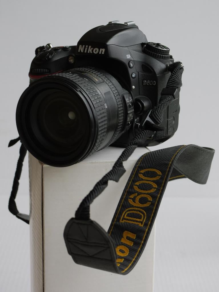 Nikon D600 met AF-S 3.5-4.5 24-85mm G, Audio, Tv en Foto, Fotocamera's Digitaal, Gebruikt, Spiegelreflex, Ophalen of Verzenden