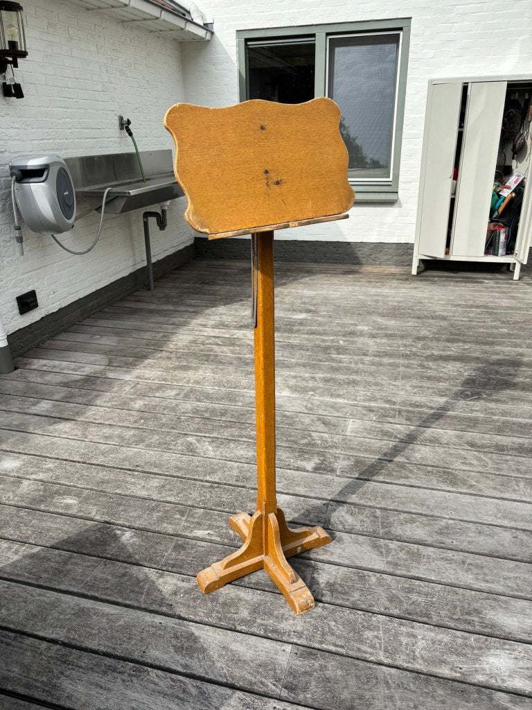 Brocante standaard, Ophalen