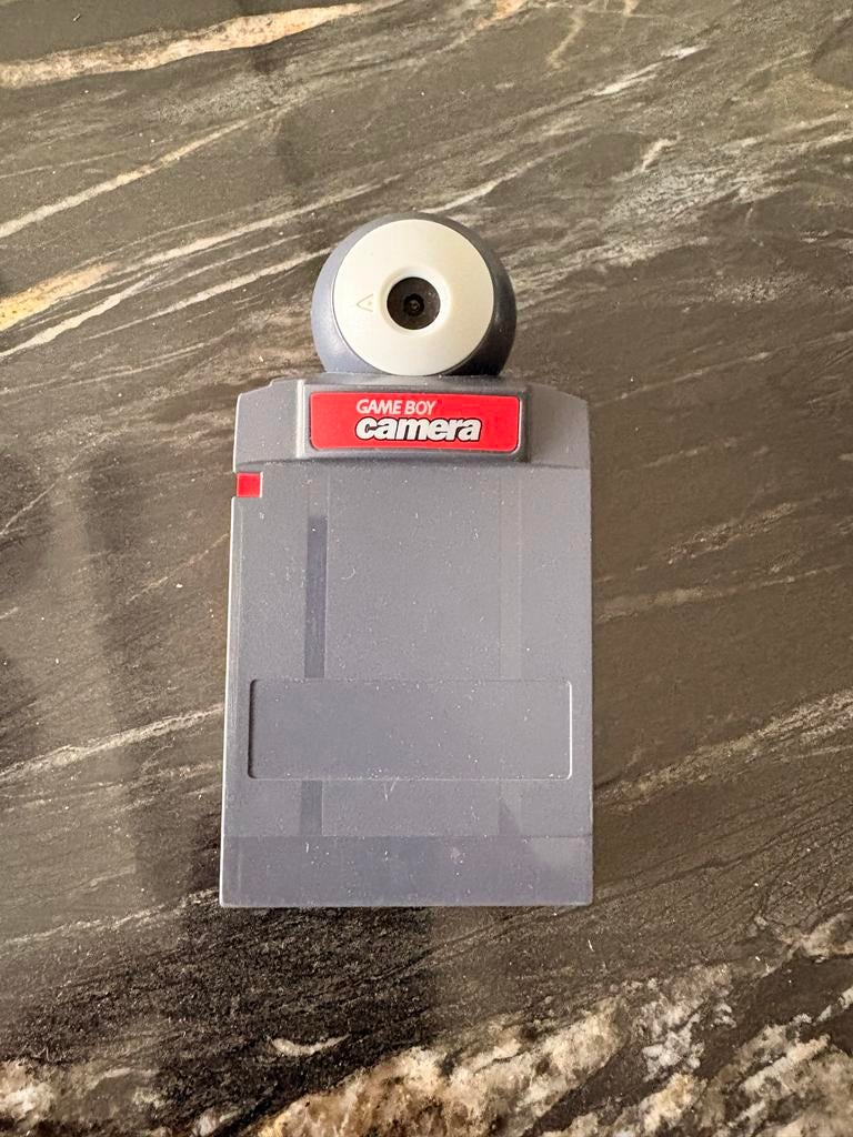 Game Boy Camera - Rode editie (MGB-006), Spelcomputers en Games, Games | Nintendo Game Boy, Gebruikt, Overige genres, 1 speler
