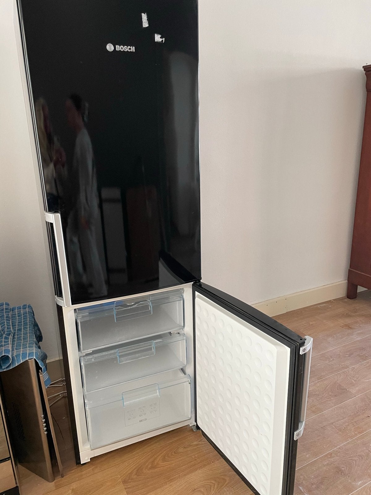 Foto 5 van Bosch Koel-vriescombinatie - 185x58x58 cm