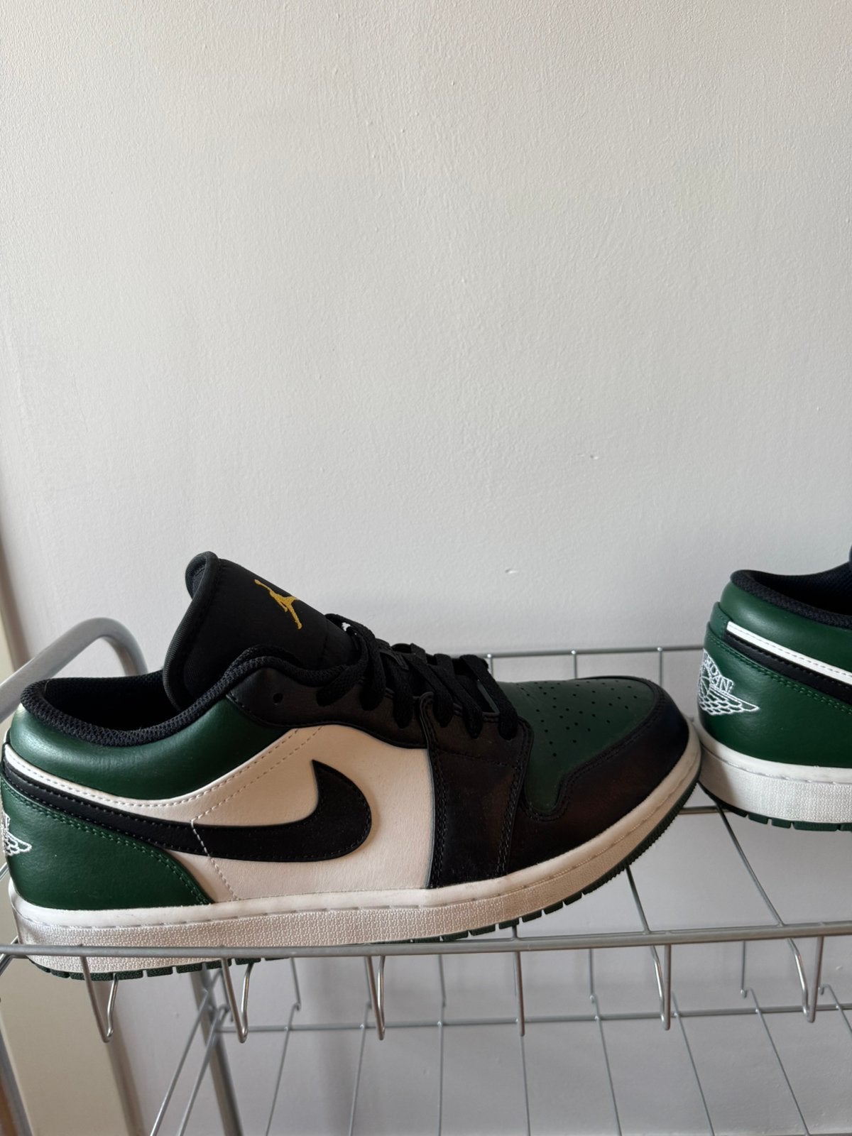Air jordan 1 Low | Noble Green | maat 45, Kleding | Heren, Schoenen, Ophalen of Verzenden, Zo goed als nieuw