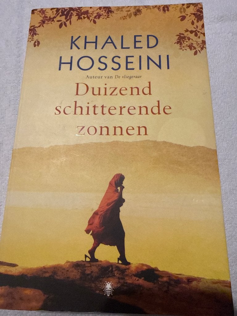Khaled hosseini duizend schitterende zonnen, Ophalen of Verzenden, Zo goed als nieuw, Nederland, Khaled Hosseini