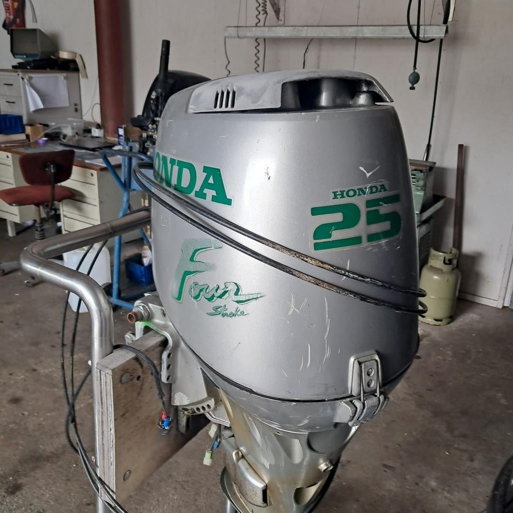 Honda 25pk, Ophalen of Verzenden