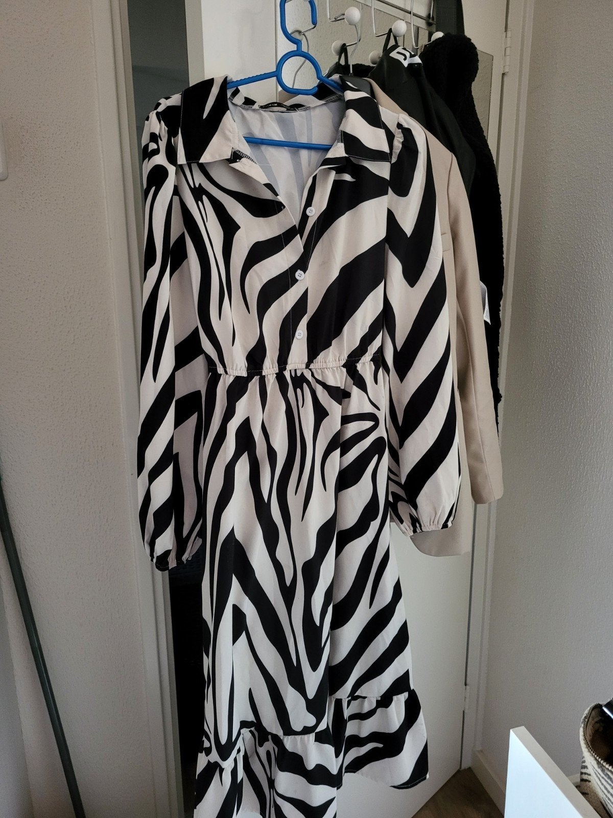 Zwart-witte zebraprint jurk met lange mouwen S, Zwart, Ophalen of Verzenden, Onbekend, Maat 36 (S)