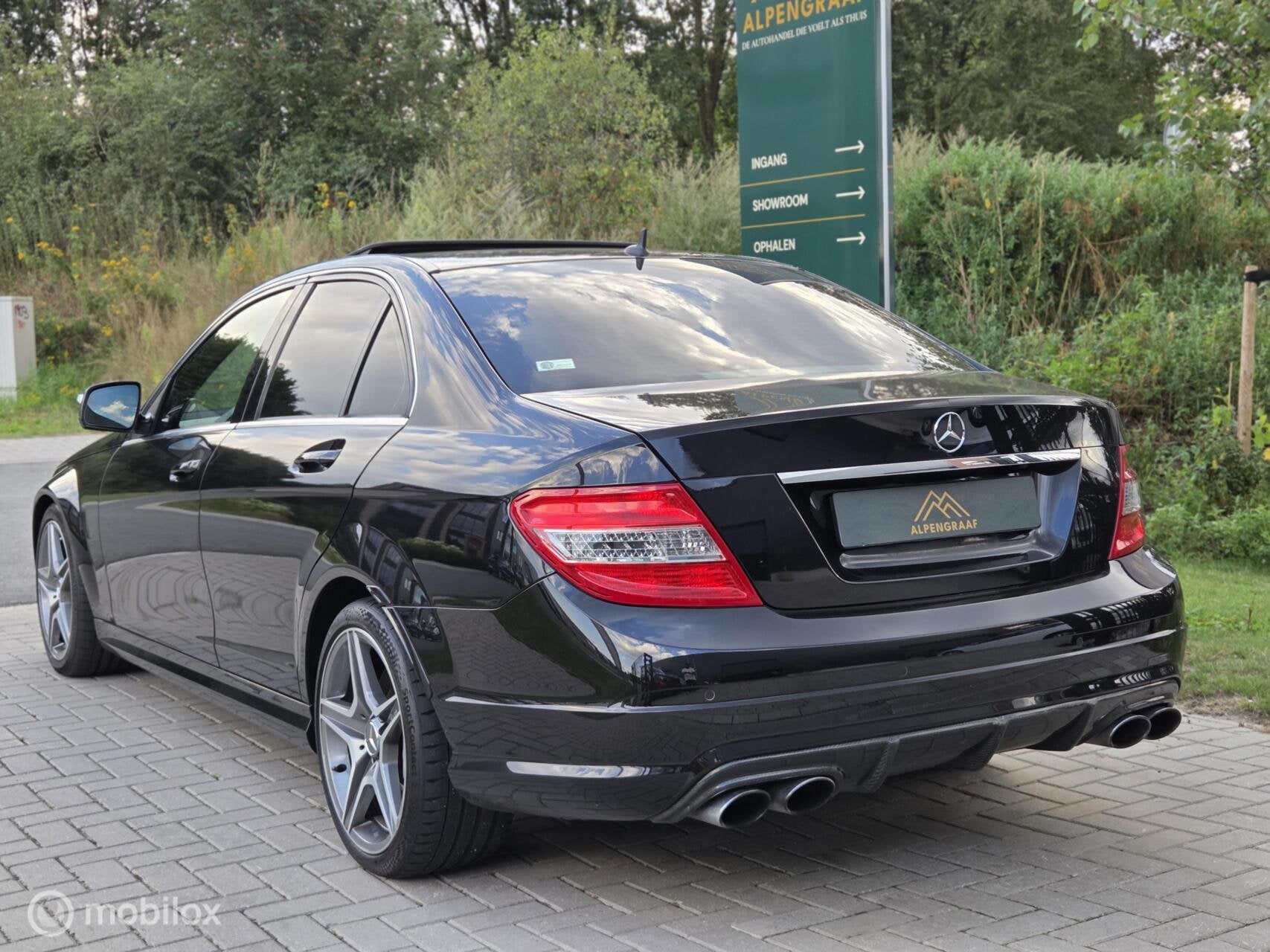 Mercedes C-klasse AMG 63 97.338KM Dealeronderhouden., Auto's, Achterwielaandrijving, Zwart, Leder, Bedrijf