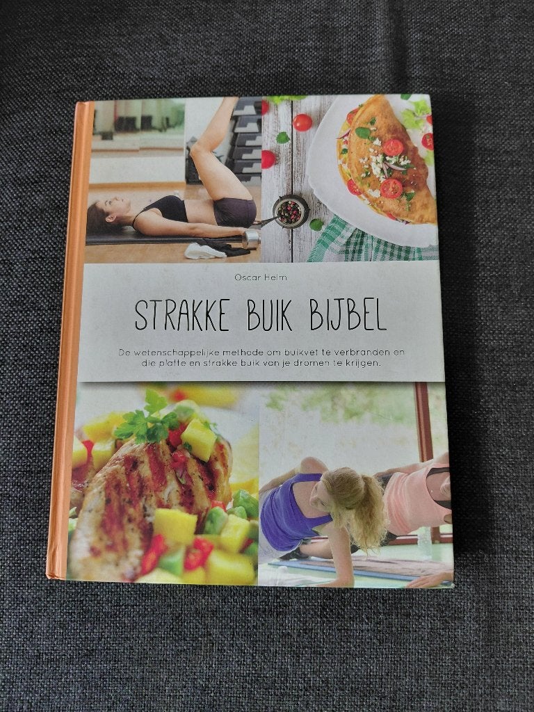 Strakke Buik Bijbel - Oscar Helm, Ophalen of Verzenden, Zo goed als nieuw