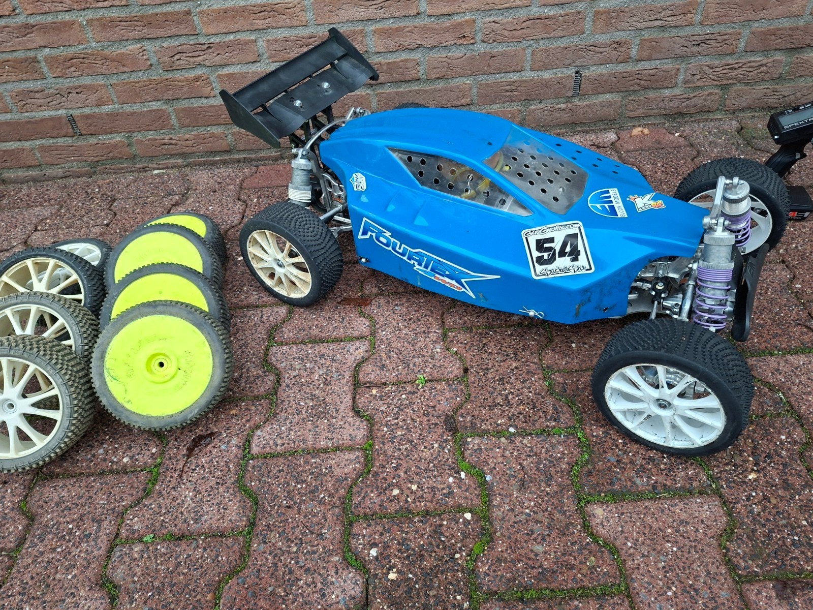 Elcon fourtex 4x4 29cc compleet rijklaar, Hobby en Vrije tijd, Modelbouw | Radiografisch | Auto's, Ophalen, Benzine, Gebruikt