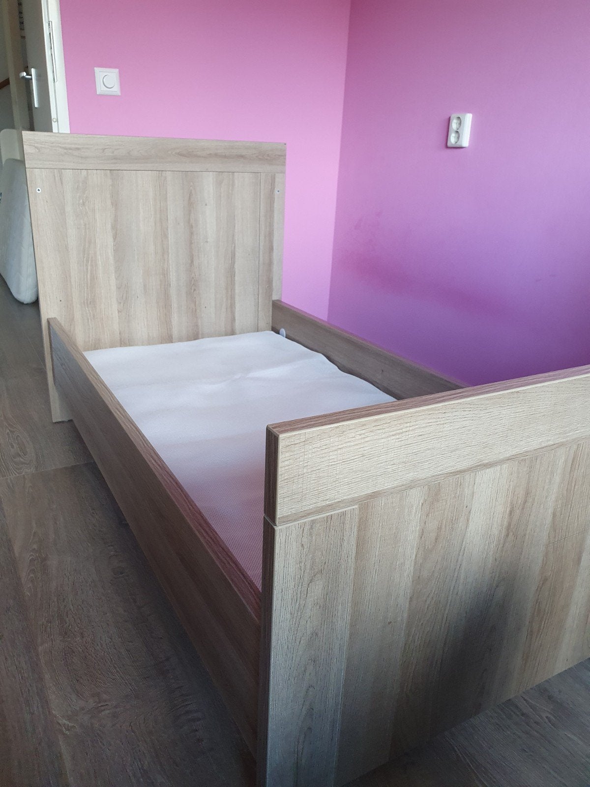 TWF Nashville meegroeibed 140x70, Ophalen, Zo goed als nieuw, 180 cm of meer, 70 tot 85 cm
