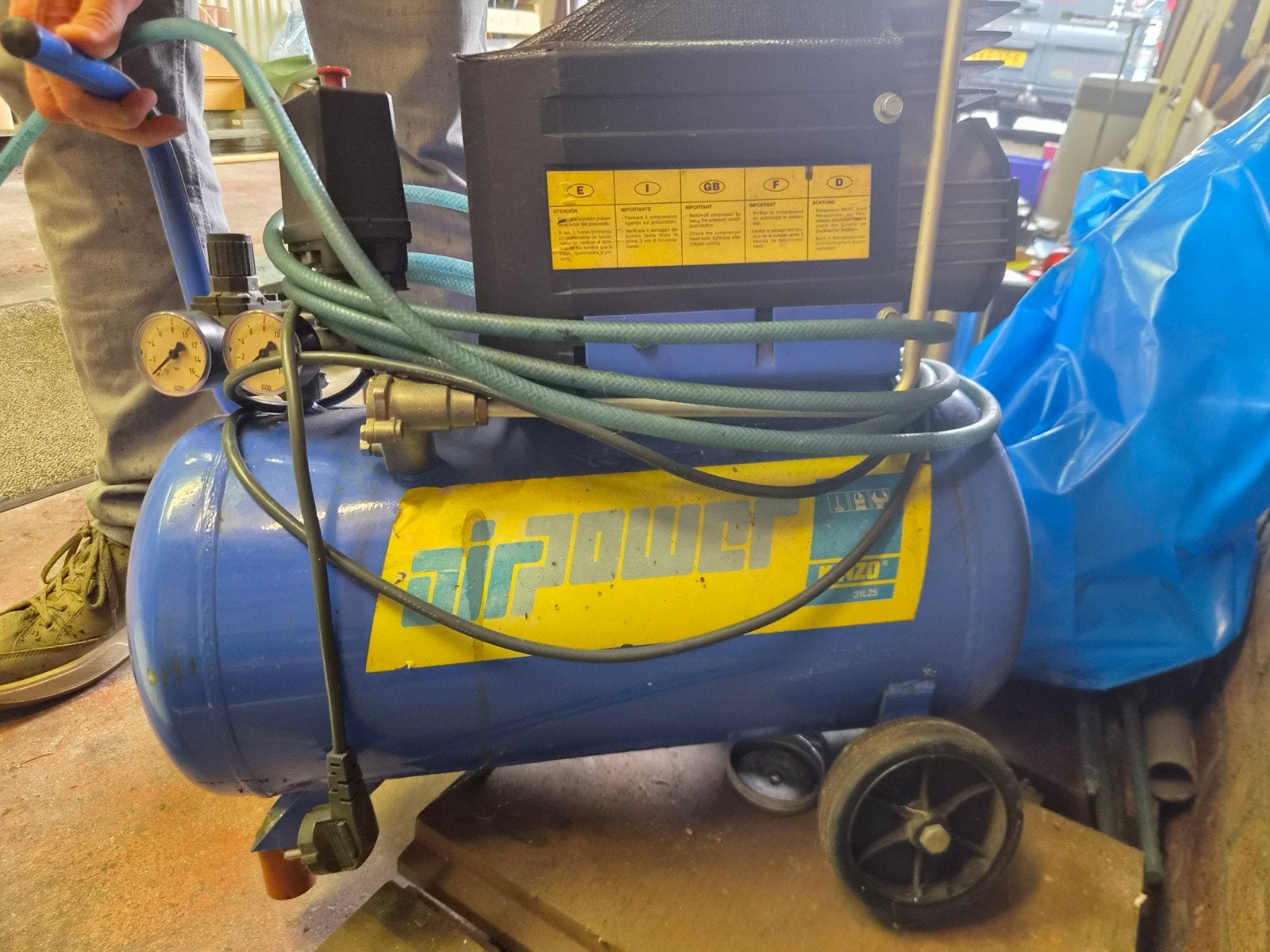 Perslucht compressor met toebehoren, Air Power, Ophalen, Gebruikt, Minder dan 200 liter/min, Mobiel