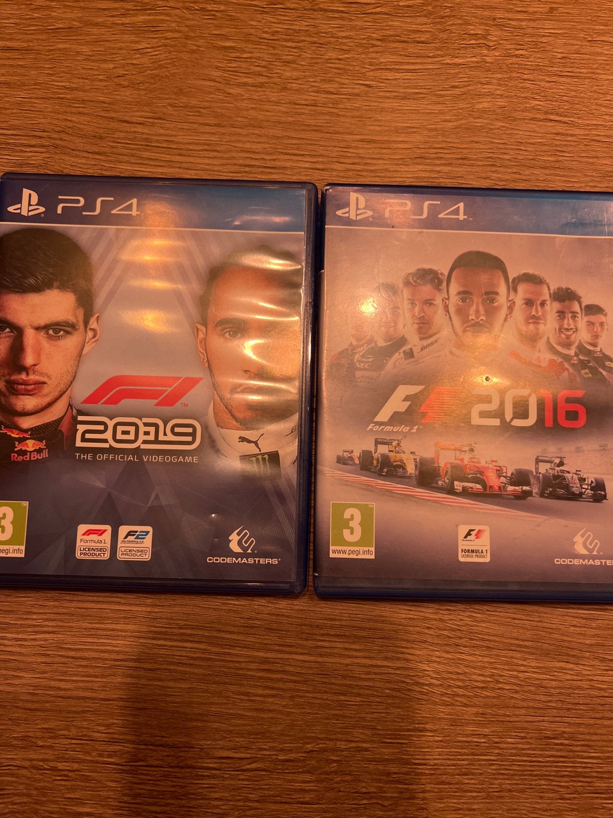 F1 2019 & F1 2016 PS4 racegames - Zo goed als nieuw, 1 speler, Racen en Vliegen, Eén computer, Ophalen of Verzenden