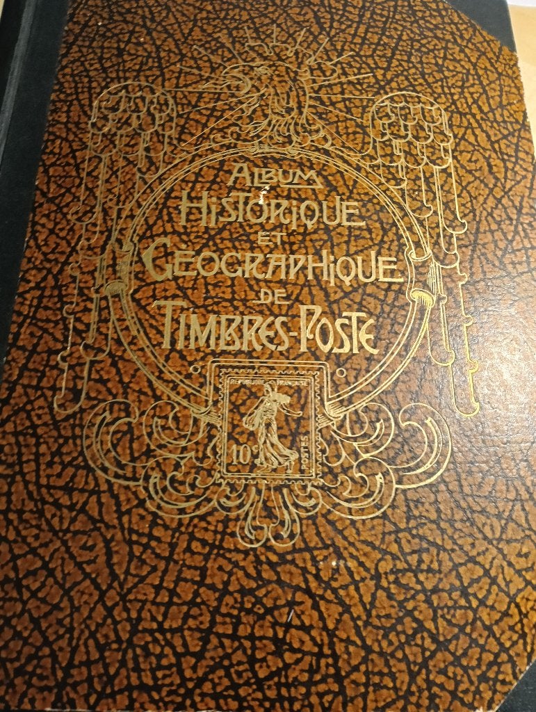 +-1924 Album Historique et Geographique de Timbres-Poste, Ophalen of Verzenden, Buitenland