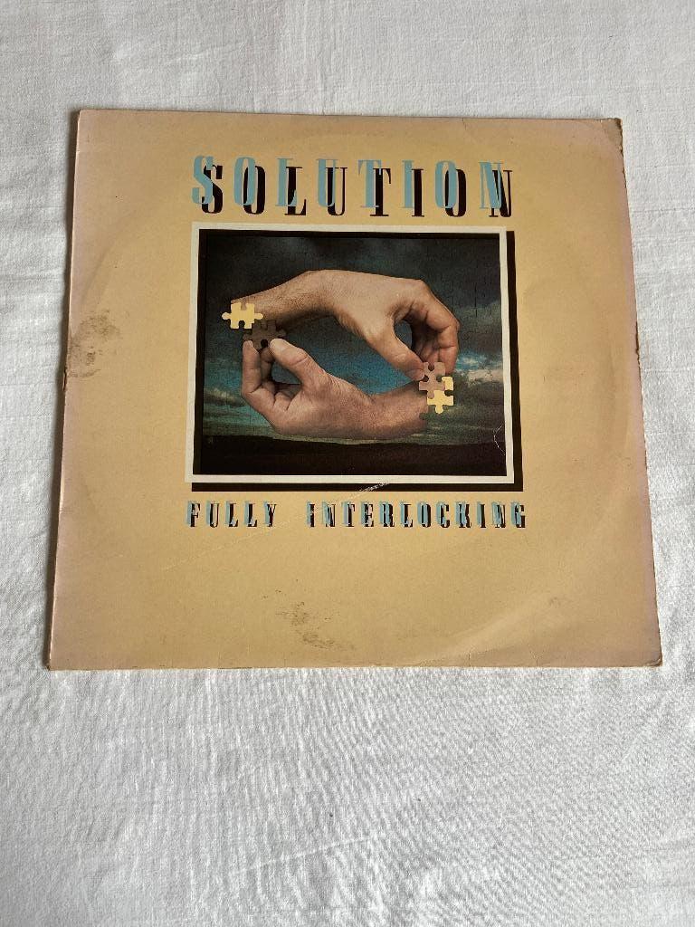 solution - fully interlocking (lp), Verzenden, Gebruikt, 12 inch, Overige typen