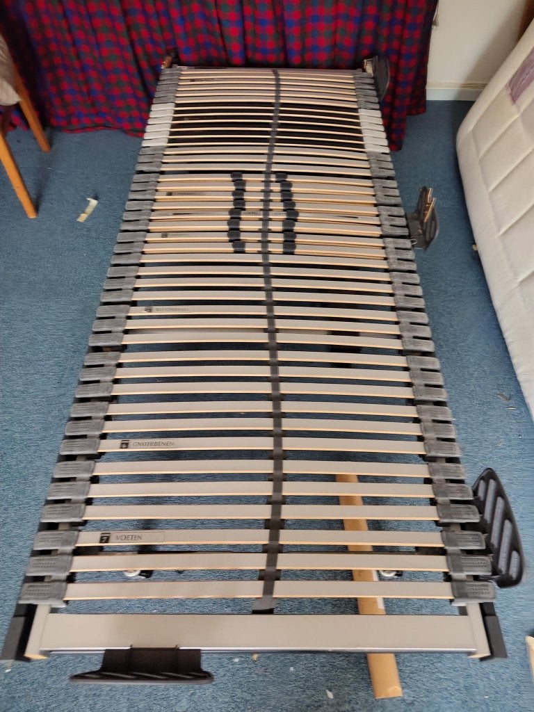 lattenbodem electrisch verstelbaar met bediening, Ophalen, Gebruikt, Eenpersoons, 190 cm of minder