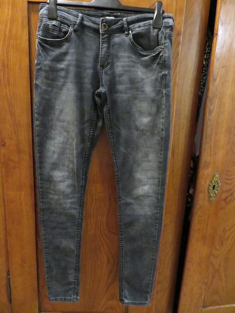 Dames jeans Eksept maat 29 Z.G.A.N. grijs - anthracit, Kleding | Dames, Ophalen of Verzenden, Zo goed als nieuw, W30 - W32 (confectie 38/40)