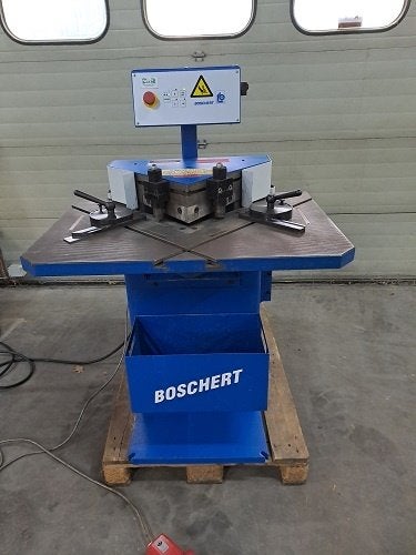 Boschert uithoeker, Ophalen
