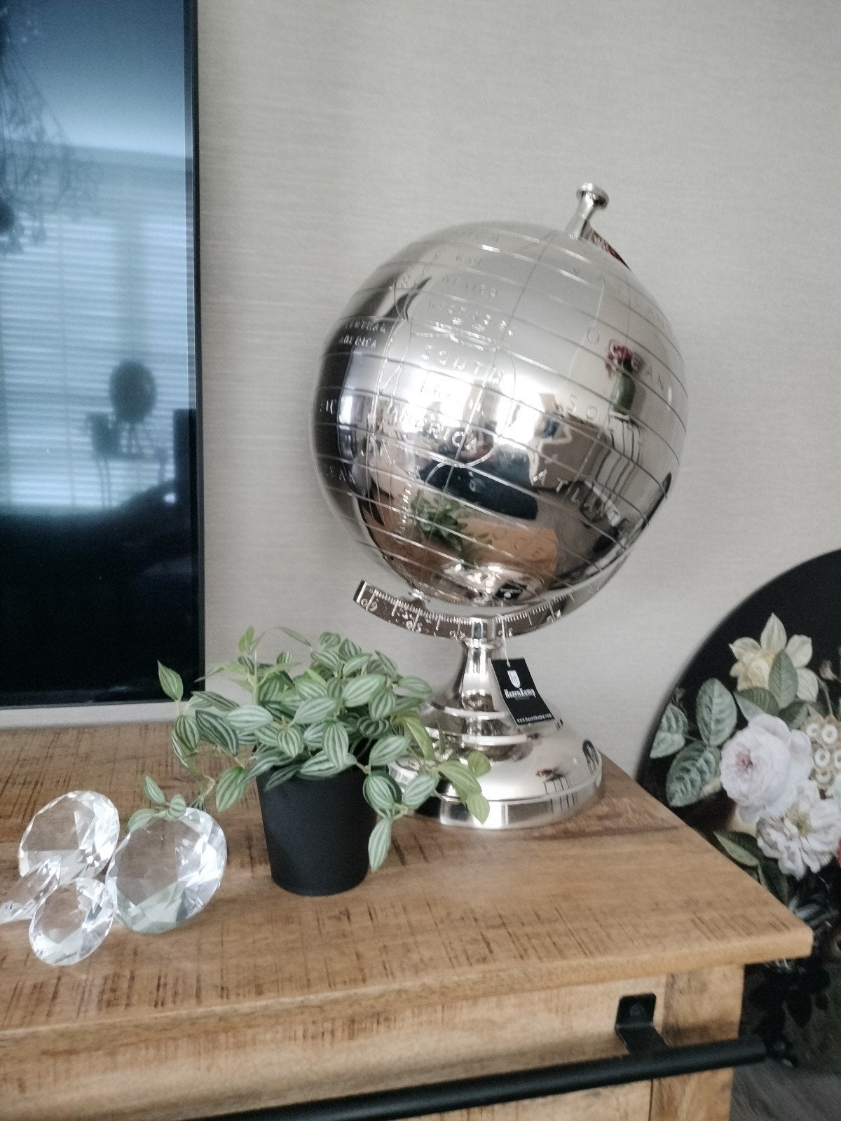 Nieuwe Hazenkamp wereldbol - zilverkleurig - Nieuw in doos, Draaibaar, Nieuw, Ophalen of Verzenden, Metaal