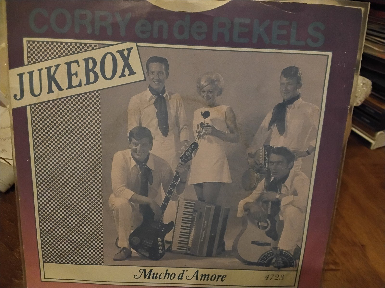 Corry en de Rekels The Jukebox Mucho d More, Ophalen of Verzenden, Gebruikt, Overige formaten, Levenslied of Smartlap