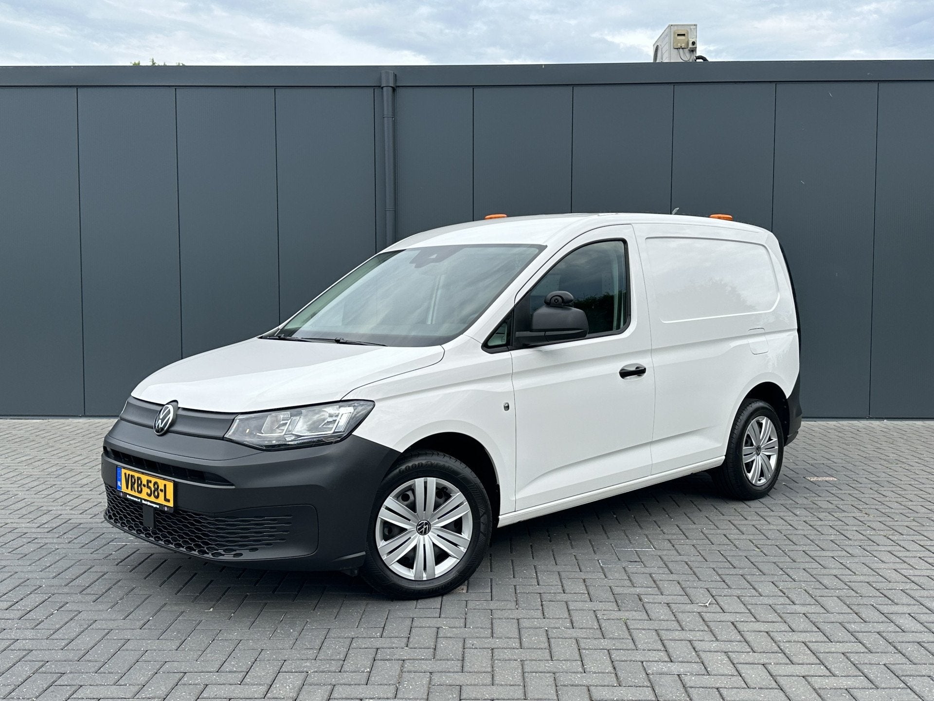 Volkswagen Caddy Cargo 2.0 TDI 123 PK 4-MOTION / L1H1 / 4x4, Gebruikt, Euro 6, 4 cilinders, Volkswagen