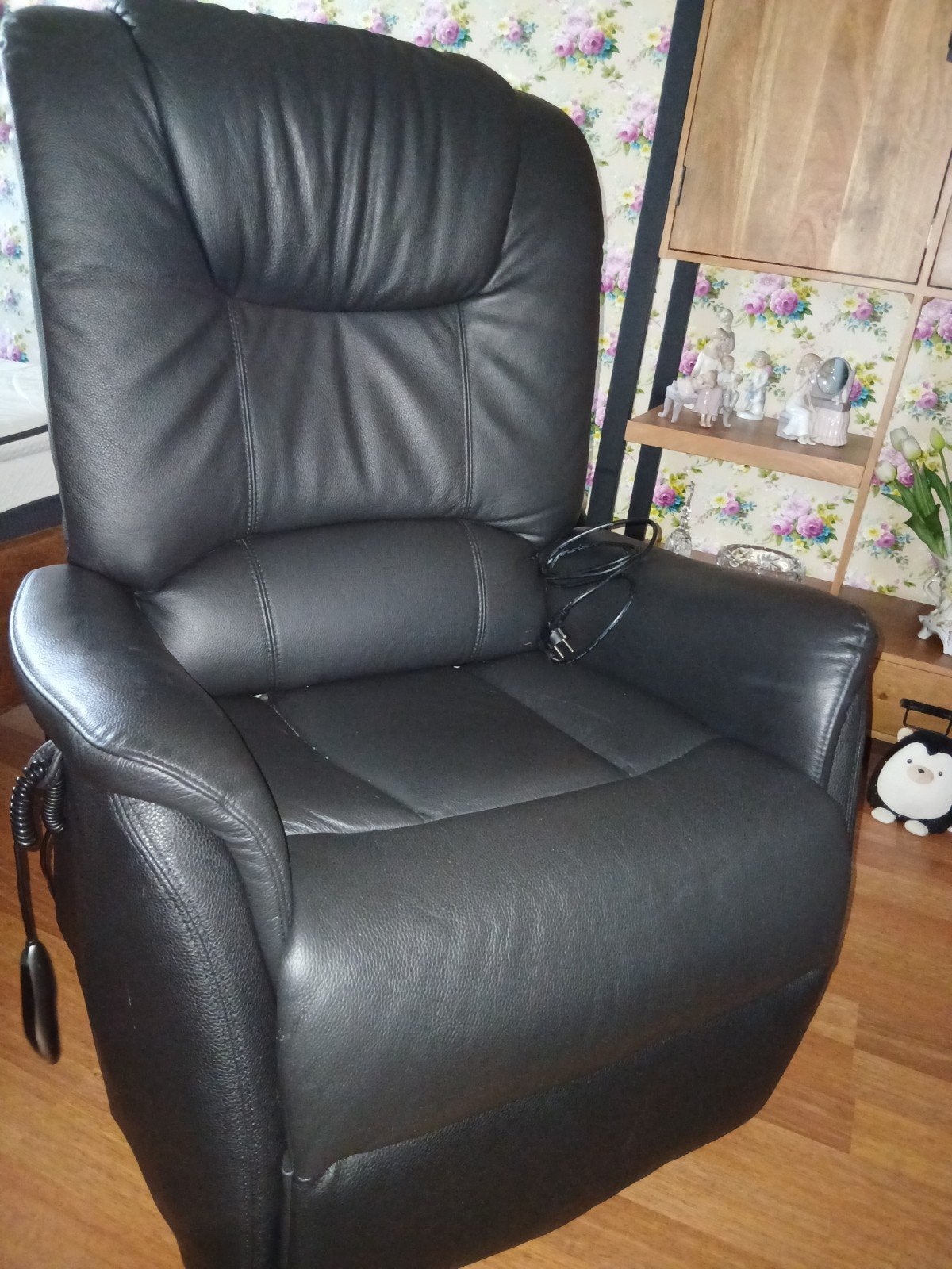 sta op stoel, Huis en Inrichting, Fauteuils, Ophalen, Minder dan 75 cm, Leer, Zo goed als nieuw