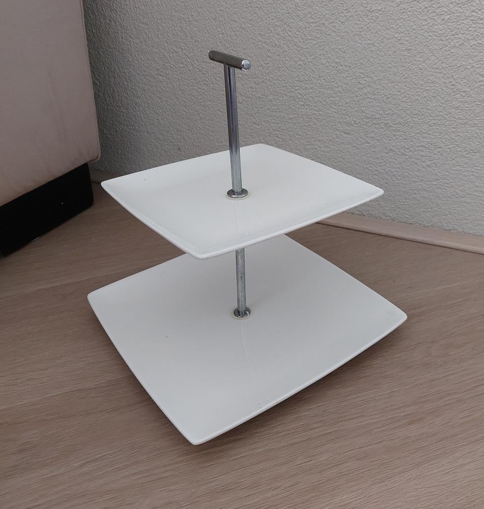 Hoogte 25 cm etagere vierkant wit, Ophalen of Verzenden, Zo goed als nieuw