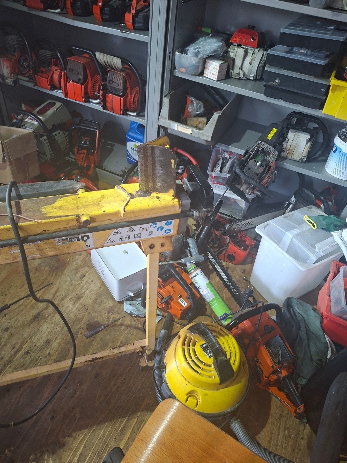 Defecte Houtkloofmachine - Motor maakt sluiting, Ophalen of Verzenden