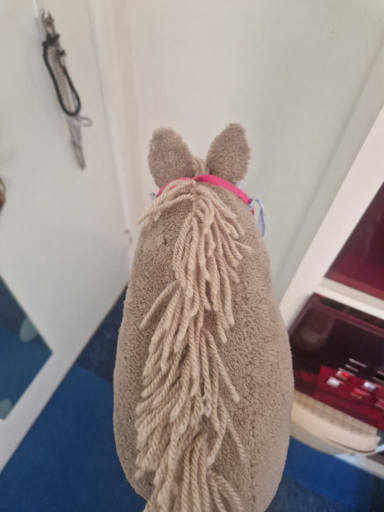 Hobbyhorse met hooftsel, Ophalen of Verzenden