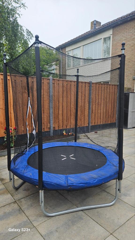 Zo goed als nieuwe trampoline met veiligheidsnet, Ophalen, Zo goed als nieuw