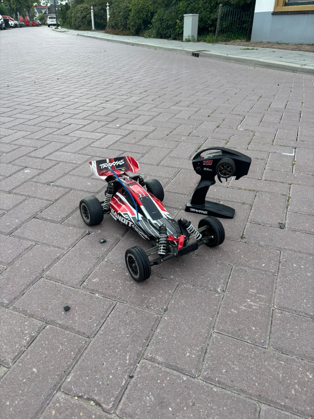 Traxxas bandit 2024, Hobby en Vrije tijd, Ophalen of Verzenden, Zo goed als nieuw, Auto offroad