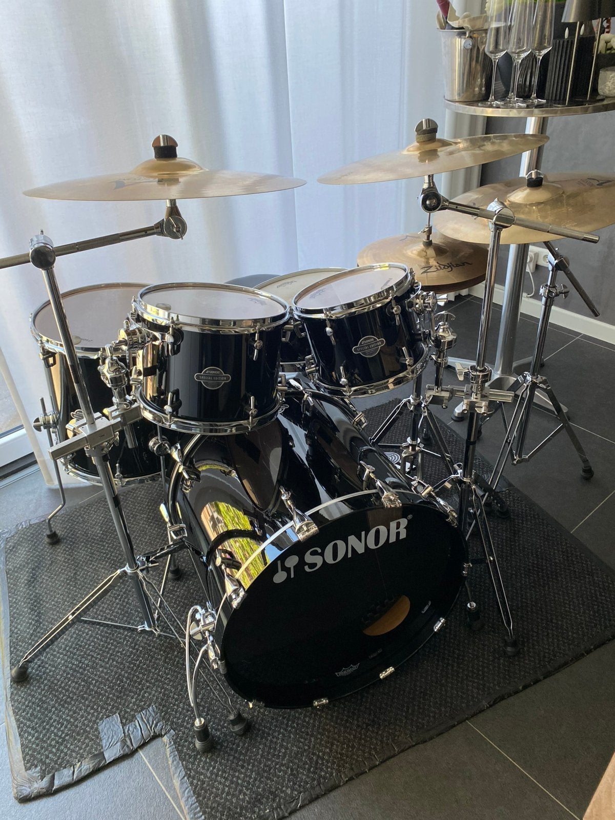 Foto 8 van Drumstel Sonor Beech special edition compleet