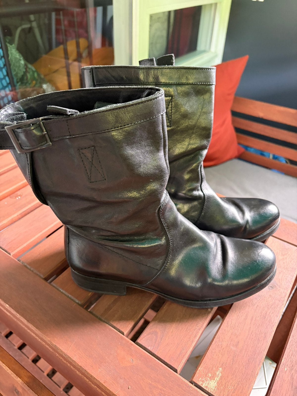 ECCO schoenen, Ophalen