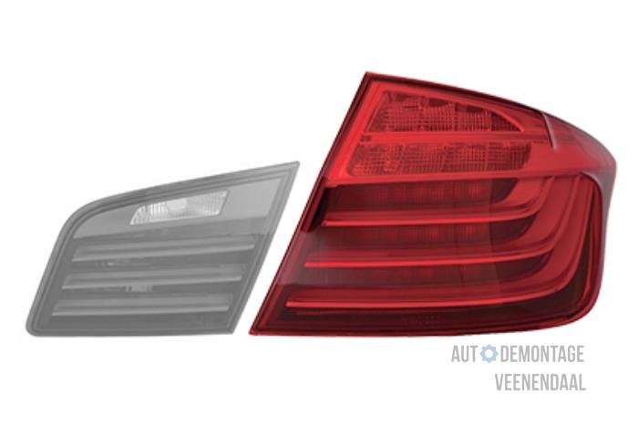 Achterlicht rechts van een BMW 5-Serie, -, -, Nieuw, Ophalen of Verzenden