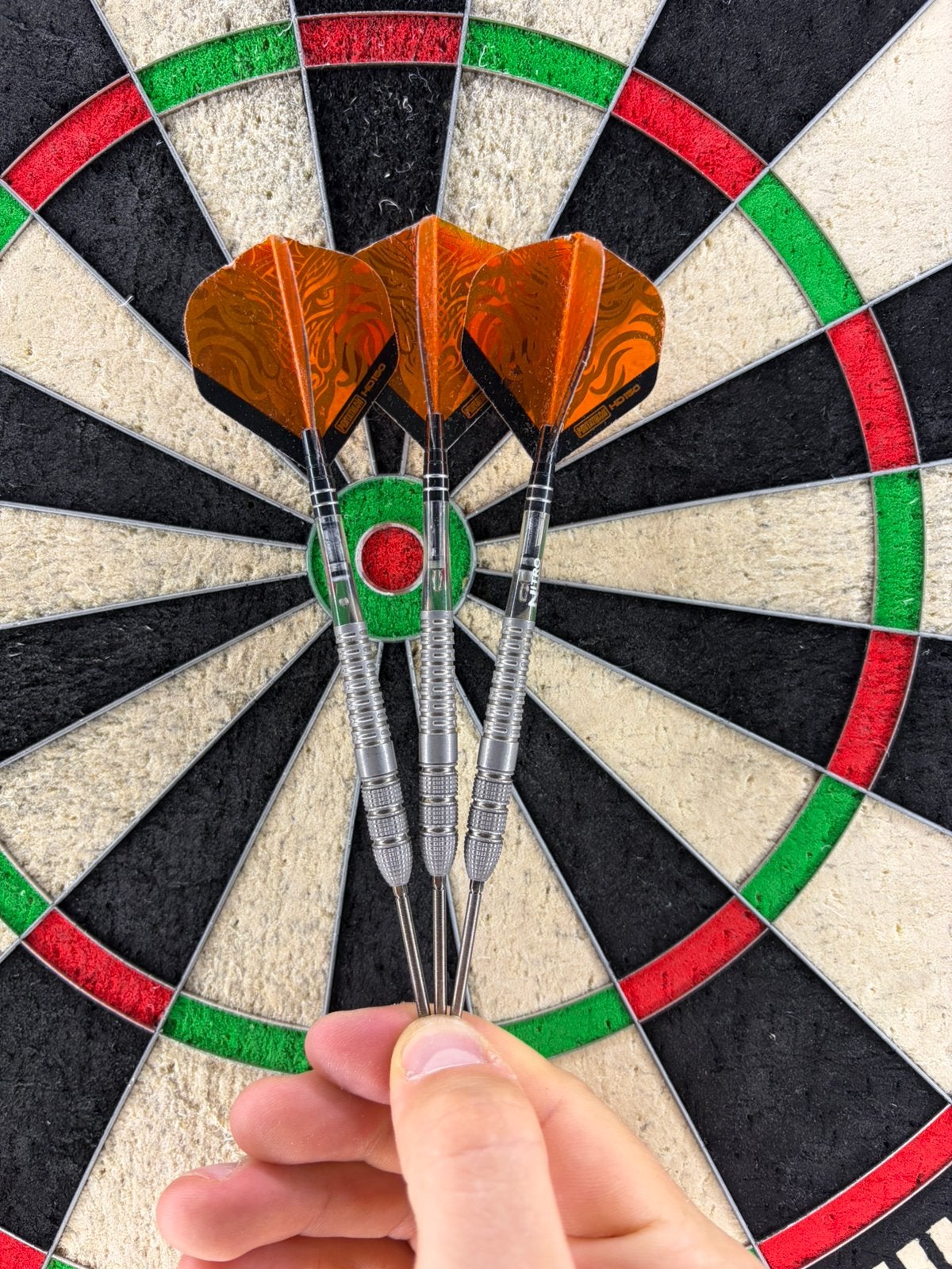 Raymond van Barneveld 25 years 23 gram met 35mm nano points, Sport en Fitness, Darts, Verzenden, Zo goed als nieuw, Pijlen