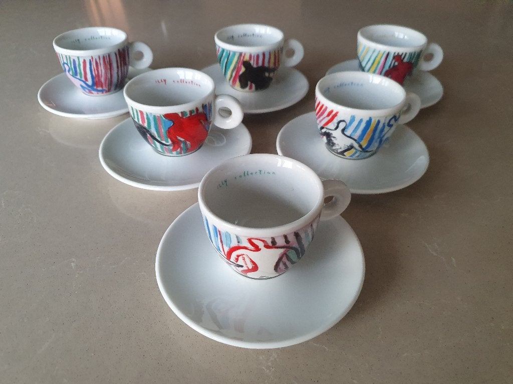 Illy Art Collection Sandro Chia 1997 espresso kop schotels, Ophalen of Verzenden, Zo goed als nieuw, Overige stijlen, Kop(pen) en/of Schotel(s)