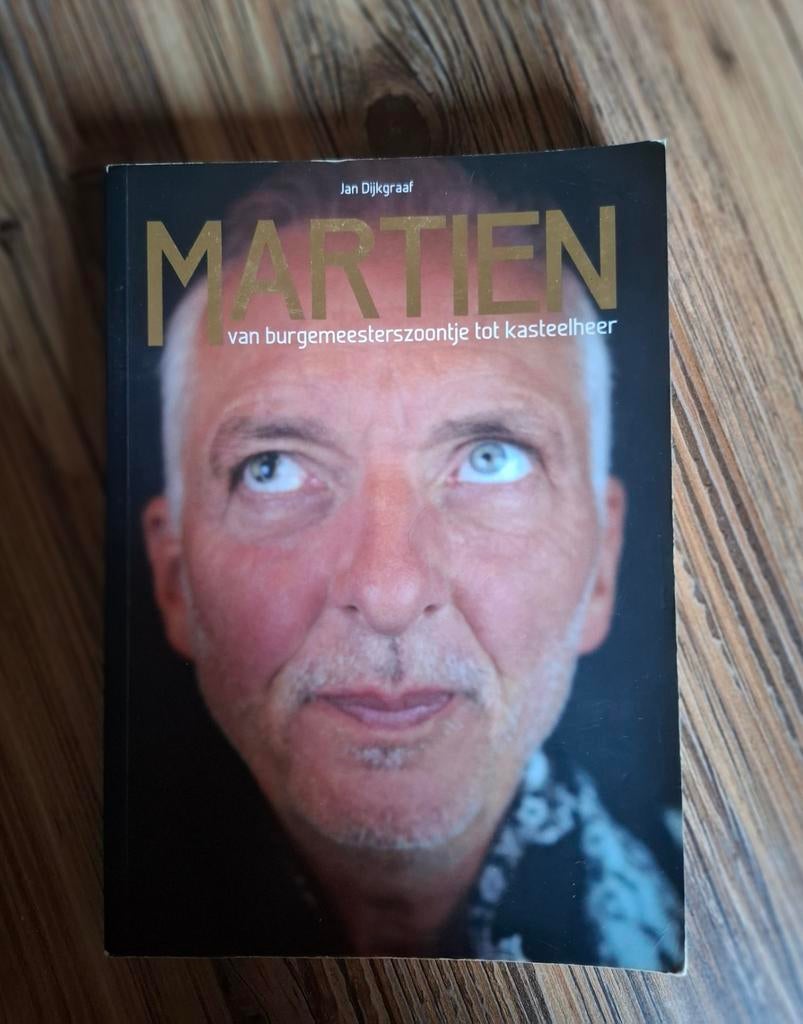 Martien - Jan Dijkgraaf - Biografie Chateau Meiland, Ophalen of Verzenden, Gelezen, Jan dijkgraaf, Film, Tv en Media