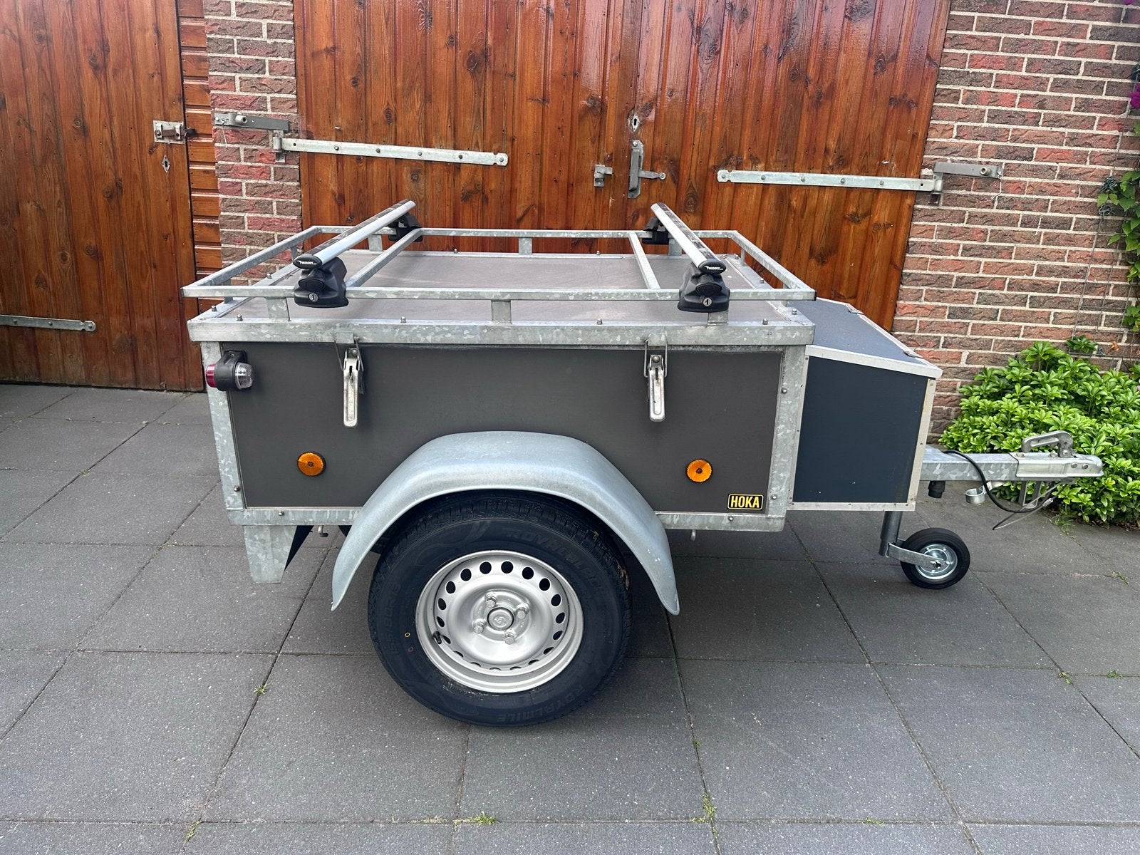Hoka aanhanger met Thule dakkoffer en imperial, Ophalen of Verzenden, Gebruikt