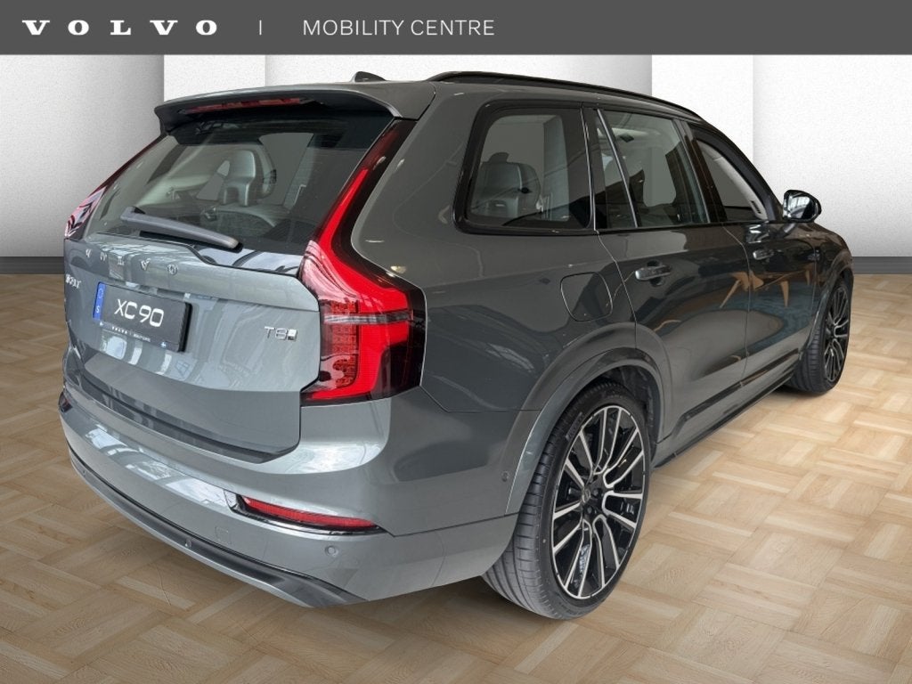Volvo XC90 T8 AWD Ultra Dark Ex. Ed. | DIRECT LEVERBAAR, Dealer onderhouden, 4 cilinders, 7 stoelen, Hybride Elektrisch/Benzine