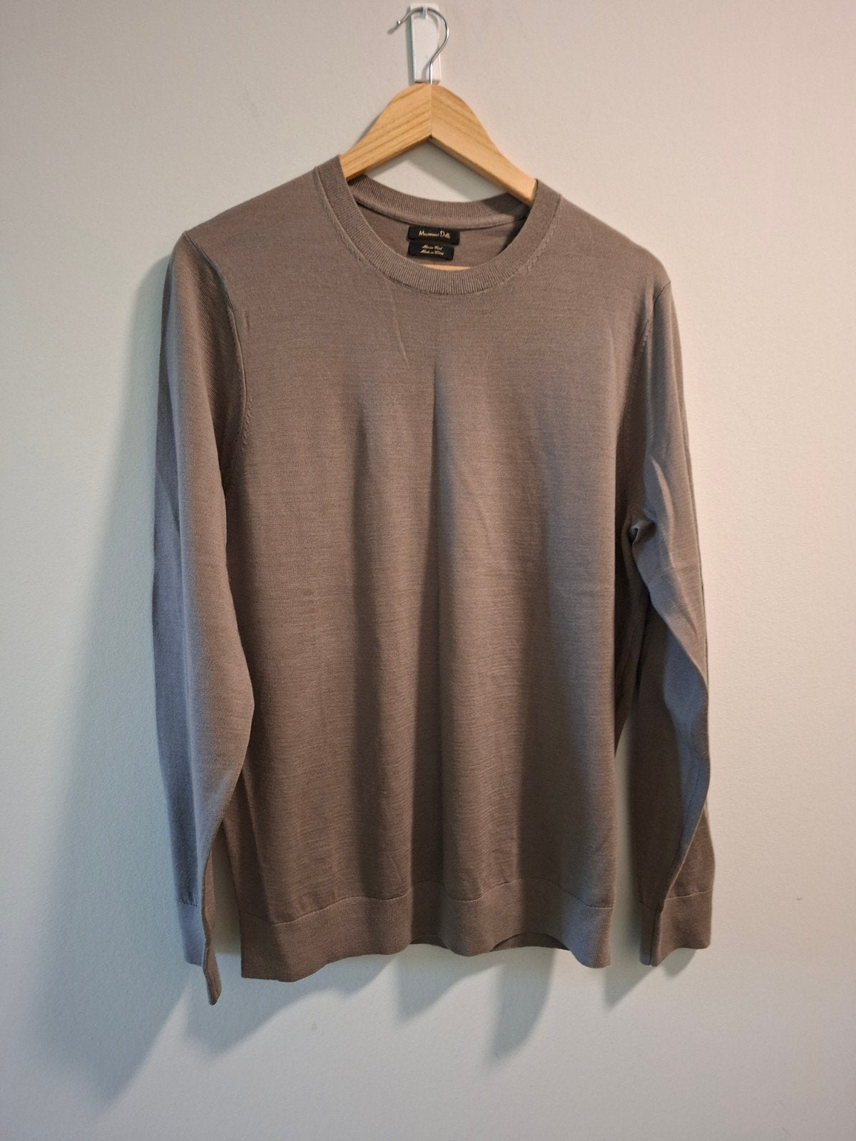 Massimo Dutti Merino Wollen Trui - Lichtbruin - Maat M, Kleding | Heren, Truien en Vesten, Ophalen of Verzenden, Nieuw, Maat 48/50 (M)
