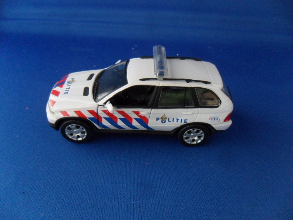 Politie BMW X5  auto  Cararama 1:43, Ophalen of Verzenden, Zo goed als nieuw, Auto, Overige merken