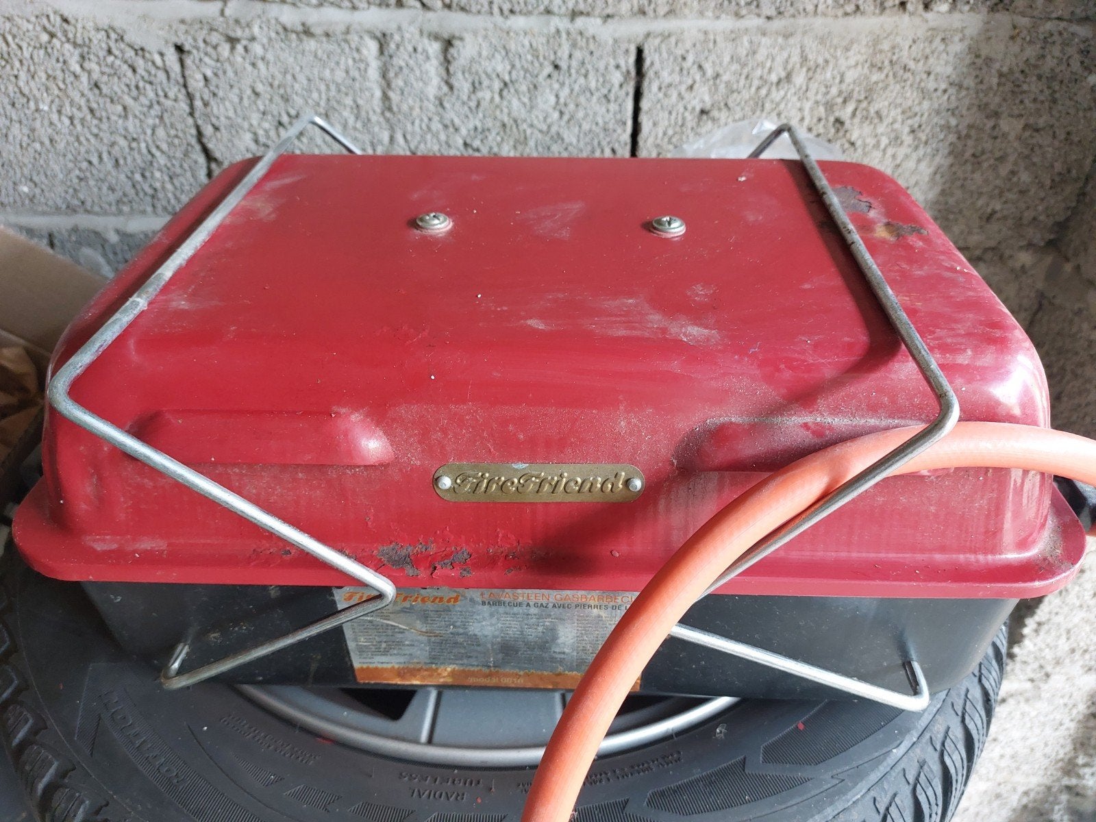 FireFriend Lavasteen Gasbarbecue - Compact en Draagbaar, Ophalen, Gebruikt, FireFriend